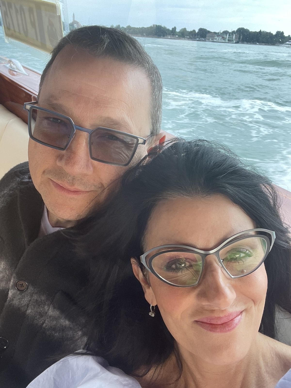 Denise and Kevin Jonas Sr. together on a boat on the water